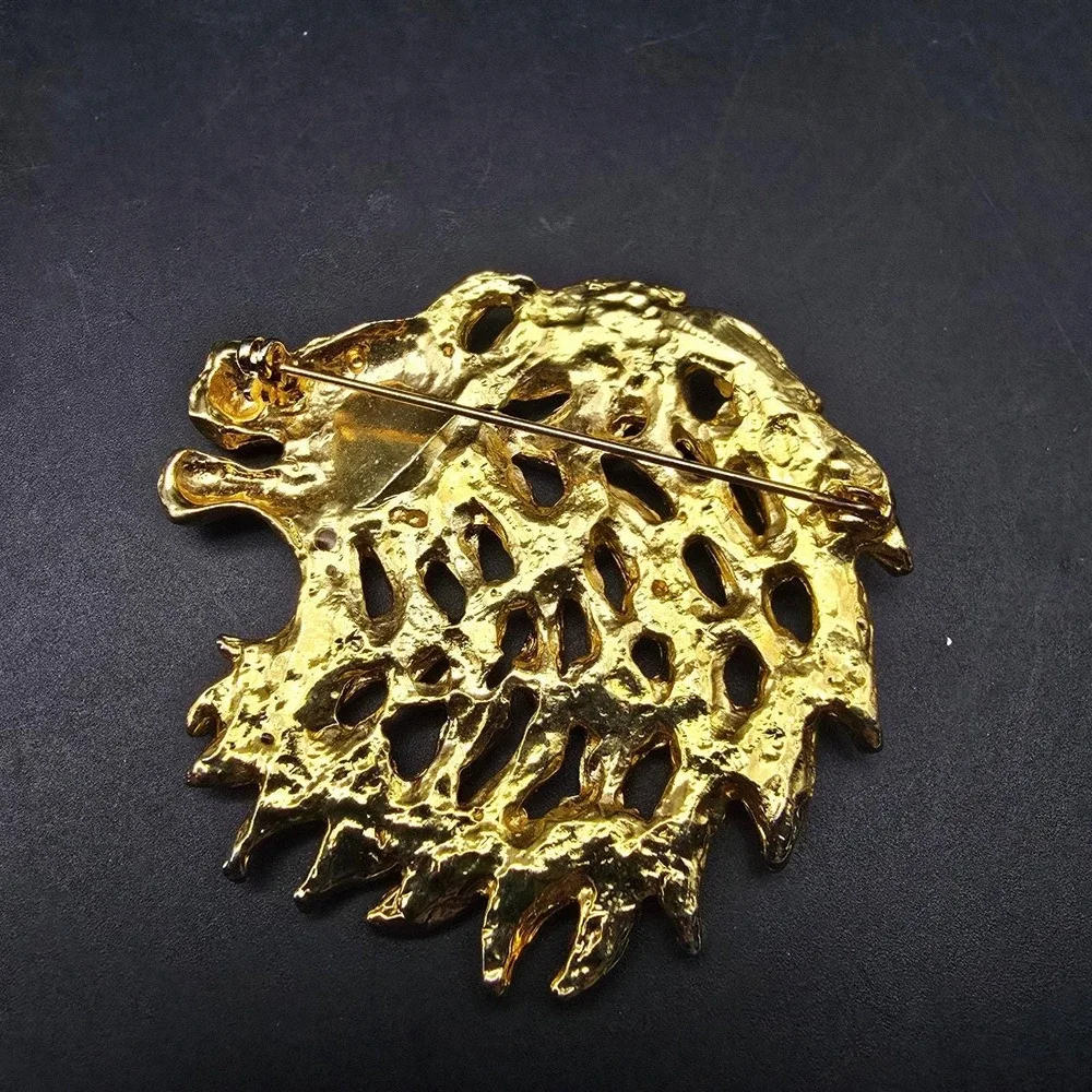 Lion Head Brooch Gold Tone Rhinestone Black Enamel Vintage 1980s Animal Jewelry